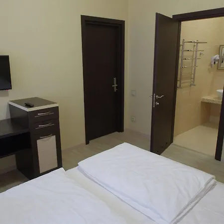Hostel New Life *